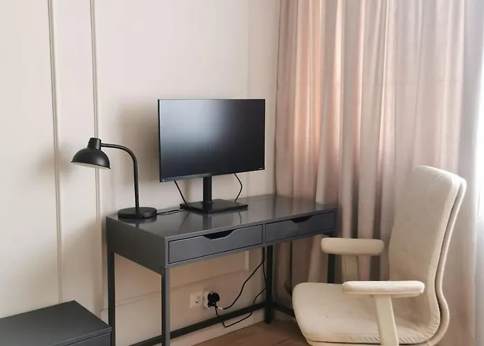 Downtown Central&cozy Unirii W Balcony Апартаменты *